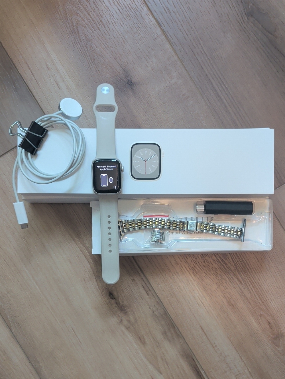 Apple Watch Series 8 41mm Star Alu Star Sp A GPS Sports And Silver Gold Bands